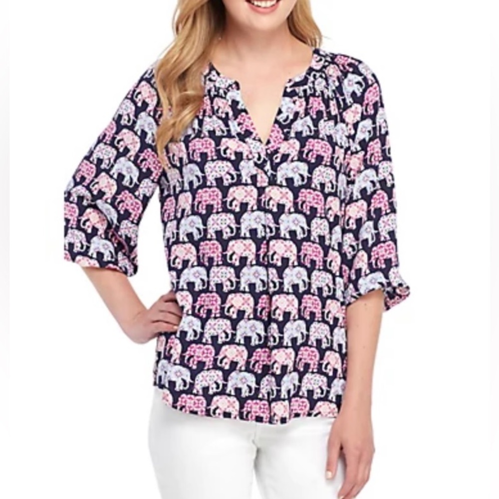 💕2 for $20 sale💕 Crown & Ivy 3/4 Sleeve V-Neck Pullover Blouse